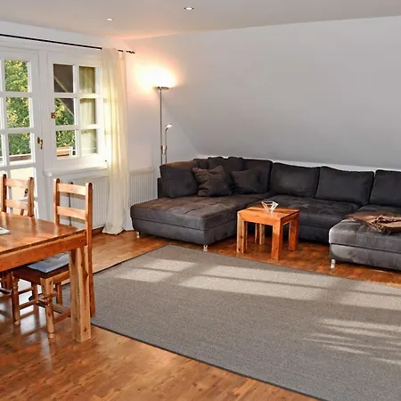 Unterm Reetdach Im Apartmán *